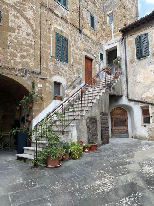 La Sorpresa Sul Bastione With Panoramic Balcony Lejlighed Pitigliano Eksteriør billede