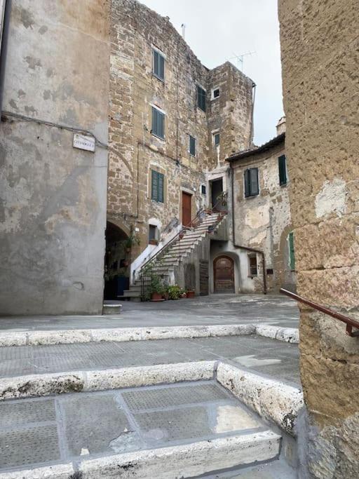 La Sorpresa Sul Bastione With Panoramic Balcony Lejlighed Pitigliano Eksteriør billede